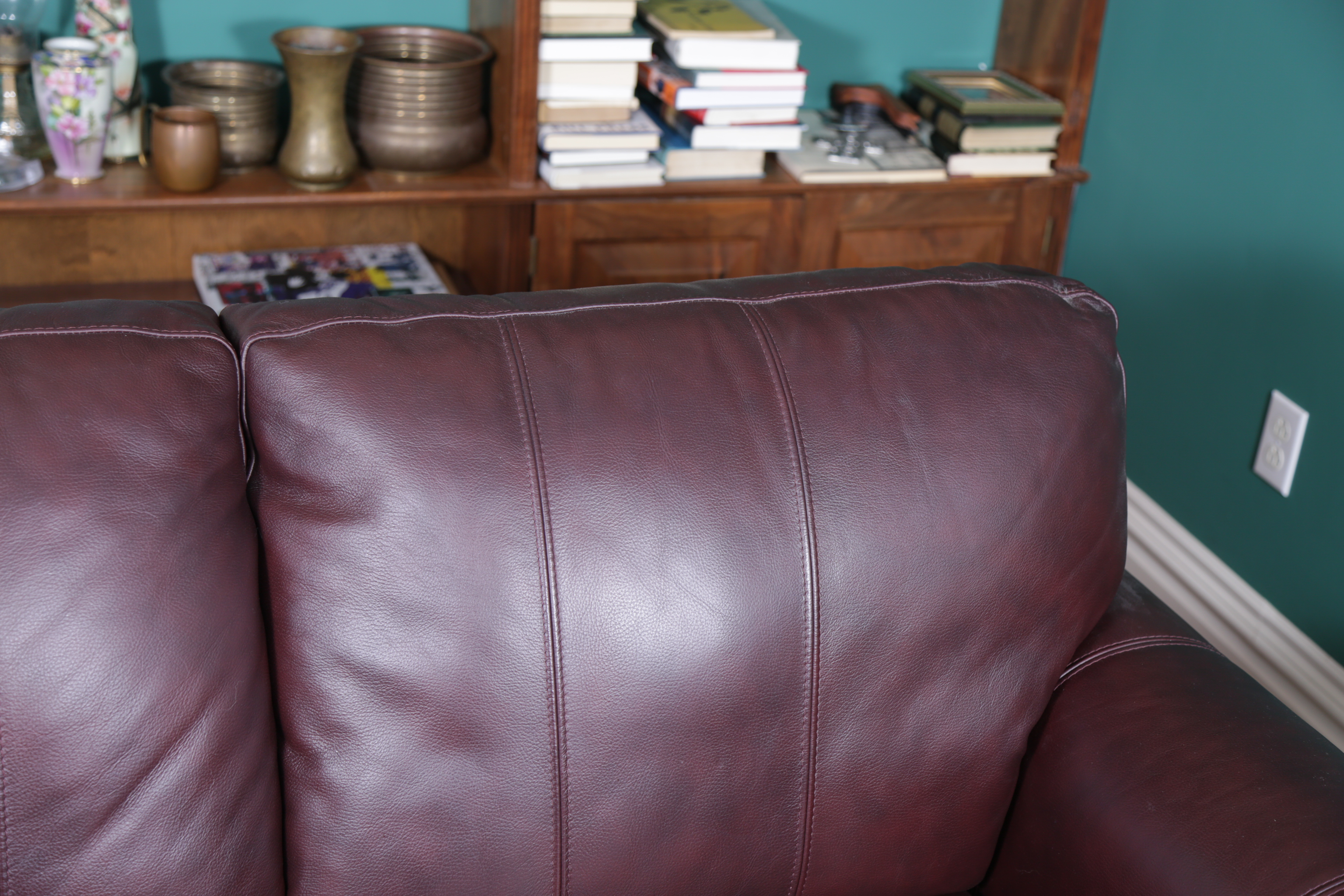 Morse Furniture FauxLeather Loveseat EBTH